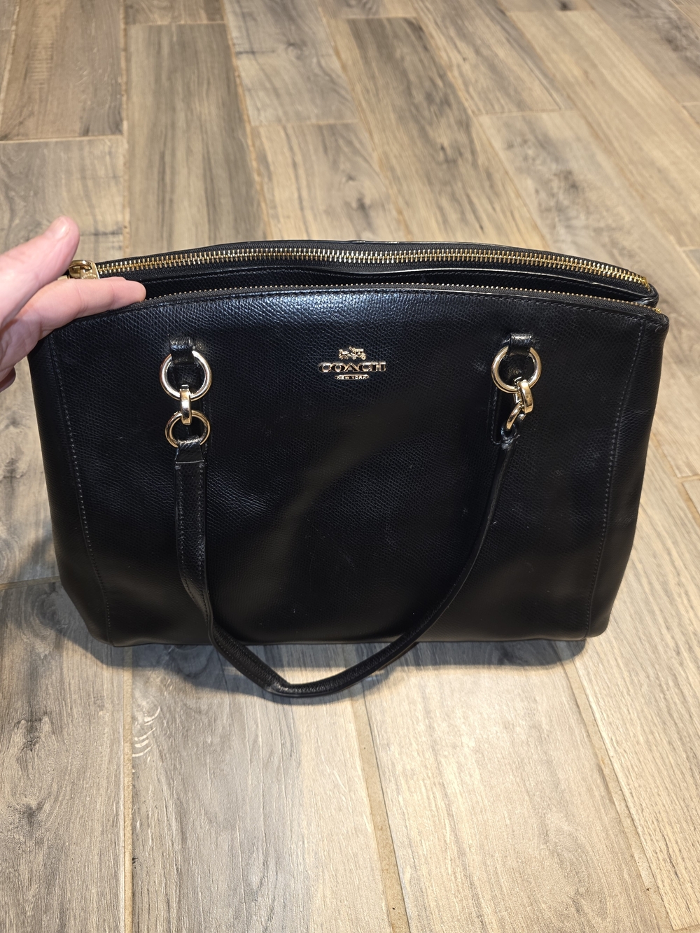 Coach Christie Carryall In Black